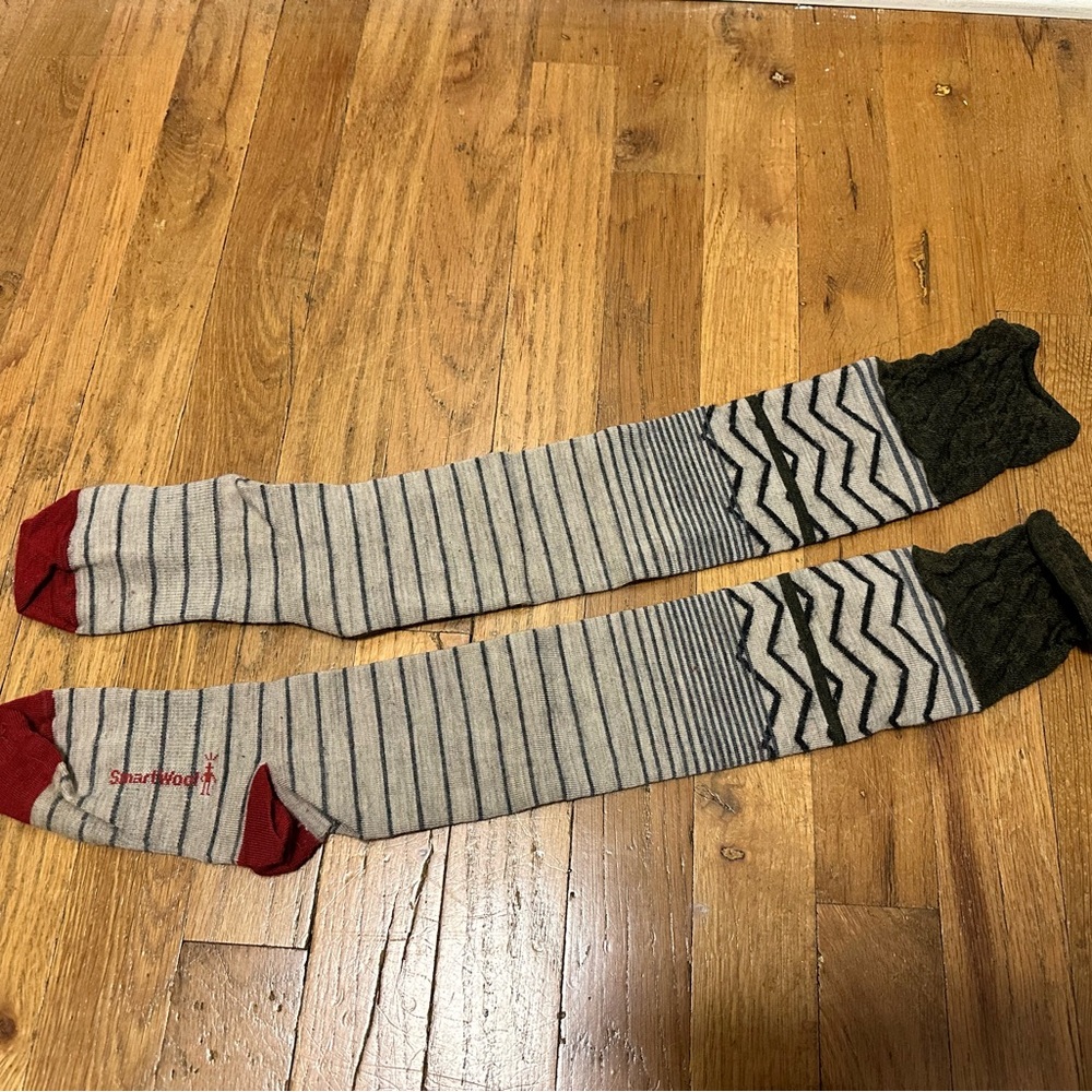 Smartwool green, tan, & red striped high socks- size small